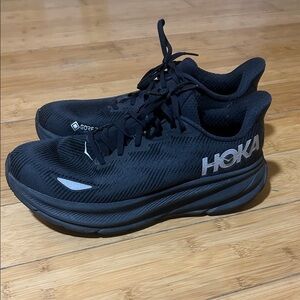 Hoka Black Running Shoes with Gray Highlights
